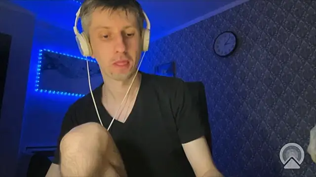 Aki-Laky online show from 03.27.26