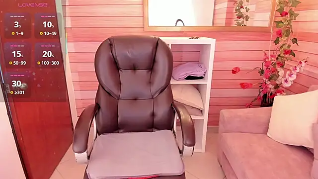 marien thomson  online show from 02.20.26