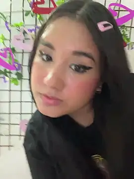 melyescobar online show from 03.17.25