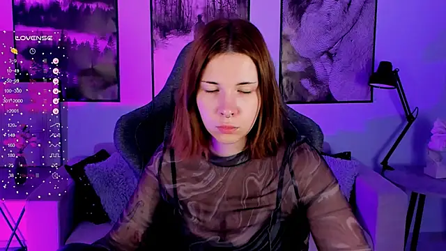 AliceSunday online show from 02.13.25