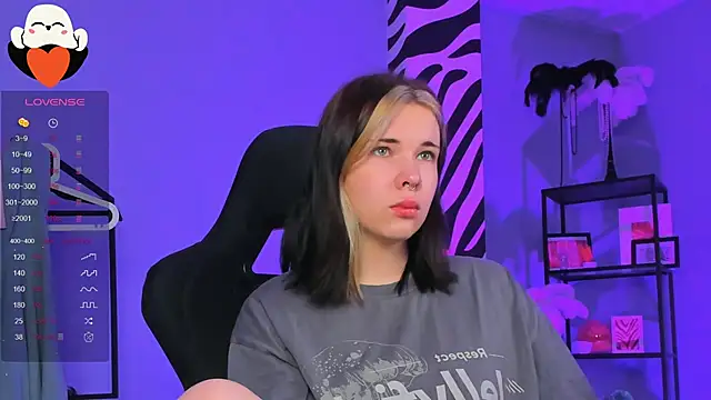 AliceSunday online show from 10.23.25