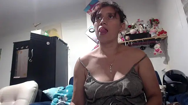 sexy mary 69 online show from 11.12.25