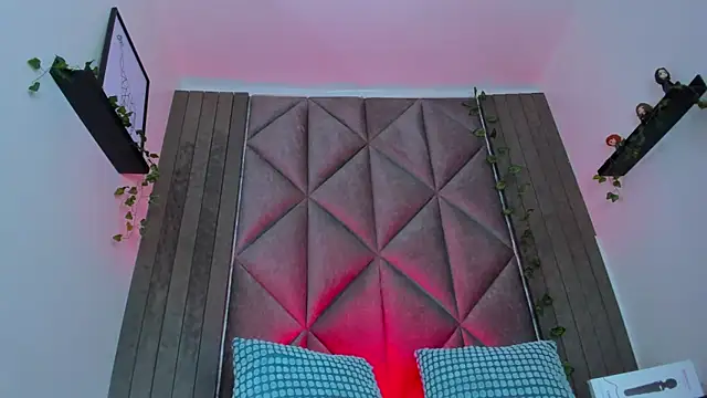 BriaConner  online show from 03.18.26