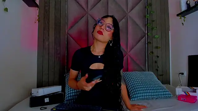 Snapshot of BriaConner_ chatting on 07.20.26 BriaConner online show from 07.20.26
