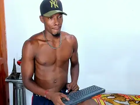 Snapshot of Darick_brown chatting on 02.17.25 Darick brown online show from 02.17.25