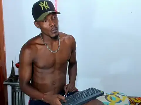 Snapshot of Darick_brown chatting on 02.17.25 Darick brown online show from 02.17.25