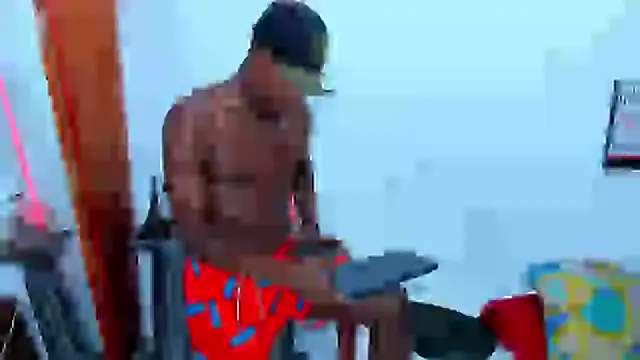 Snapshot of Darick_brown chatting on 02.20.25 Darick brown online show from 02.20.25