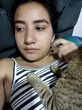 Hellen Alex online show from 01.31.25