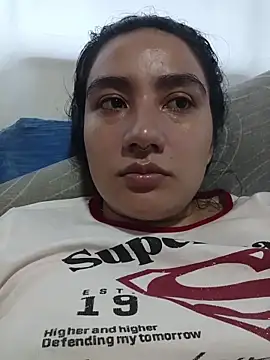 Hellen Alex online show from 11.26.25