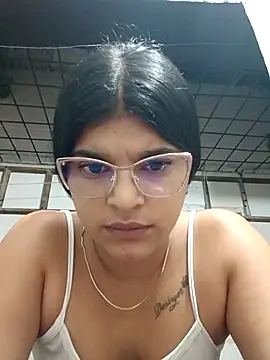 Snapshot of naughty-girl01 chatting on 02.22.25 naughty-girl01 online show from 02.22.25