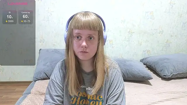Snapshot of June_shy0 chatting on 06.30.26 June shy0 online show from 06.30.26
