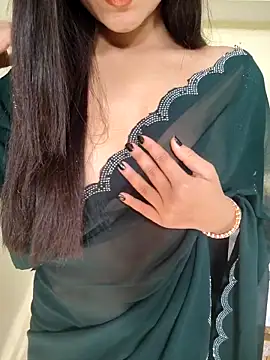 Snapshot of Meenakshi_ chatting on 02.28.26 Meenakshi online show from 02.28.26