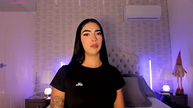 AriRobert  online show from 12.23.25