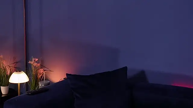 Snapshot of Olivia_Collins1 chatting on 02.13.26 Olivia Collins1 online show from 02.13.26