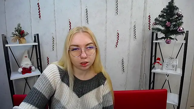 BeatriceFly online show from 12.30.24