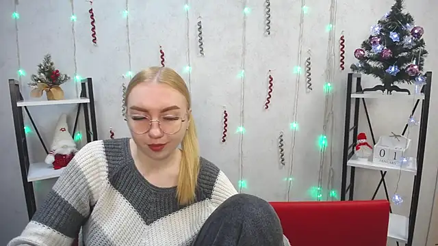 BeatriceFly online show from 01.03.25