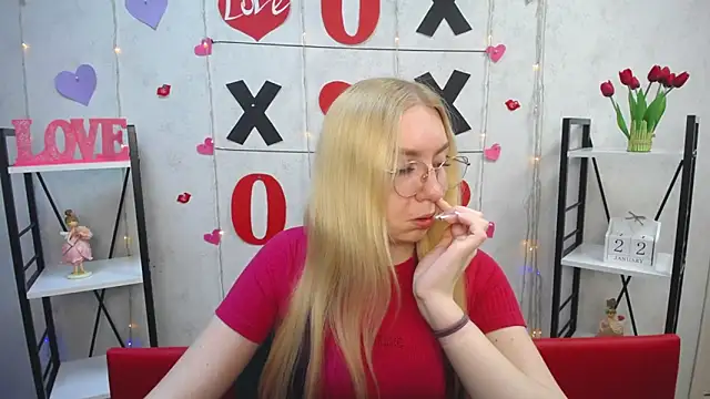 BeatriceFly online show from 01.22.25