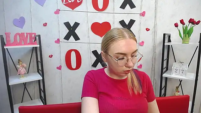 BeatriceFly online show from 01.27.25