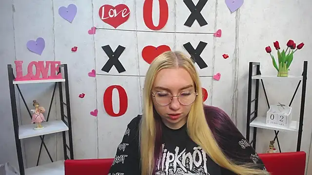 BeatriceFly online show from 02.02.25