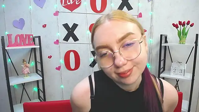 BeatriceFly online show from 02.23.25