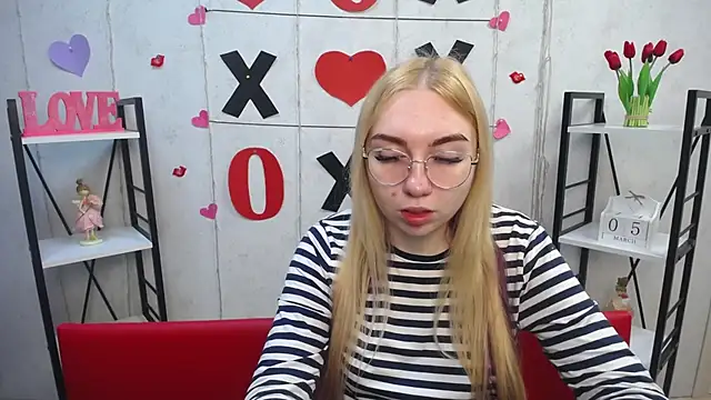 BeatriceFly online show from 03.05.25