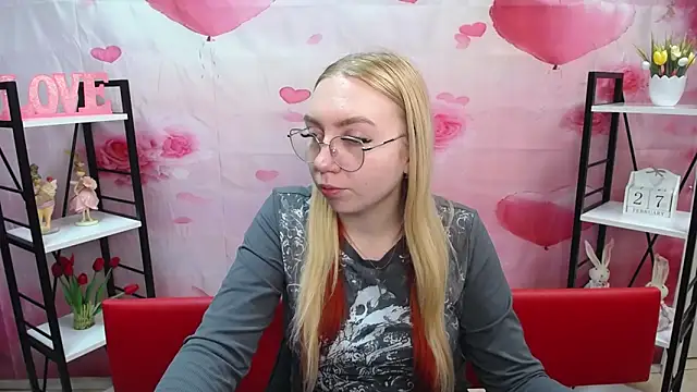 BeatriceFly online show from 02.28.26