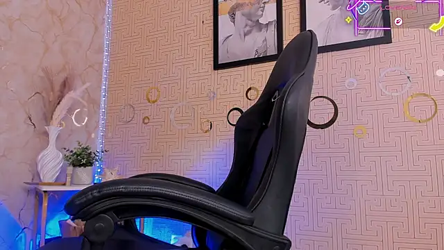 Mia Gothzx online show from 03.04.26