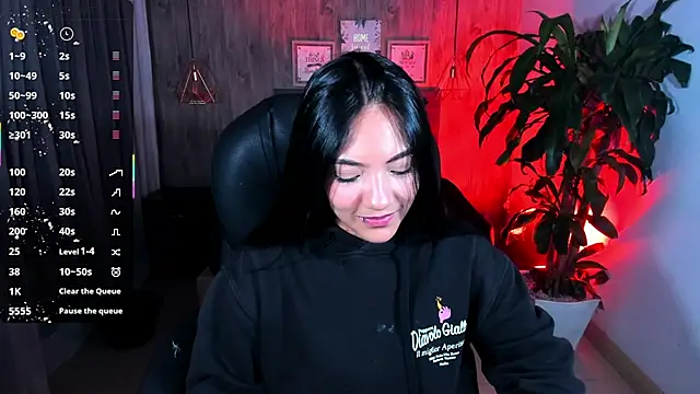 miichael black online show from 12.04.25