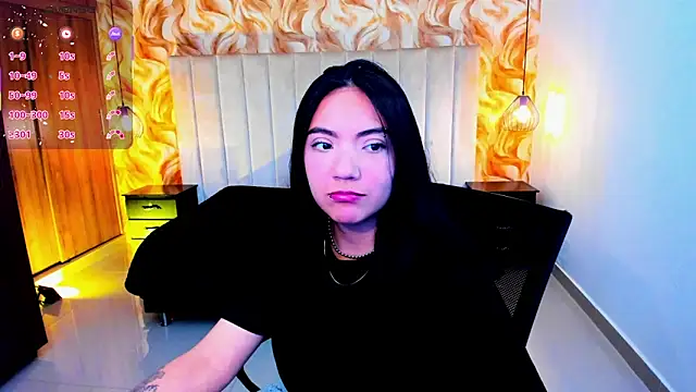 Snapshot of miichael_black chatting on 04.22.26 miichael black online show from 04.22.26