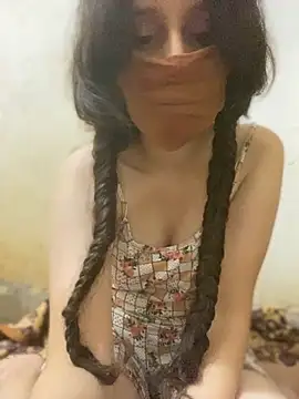 Snapshot of Chahrazad66 chatting on 10.12.25 Chahrazad66 online show from 10.12.25