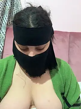 Snapshot of Miss-Soka chatting on 01.14.25 Miss-Soka online show from 01.14.25