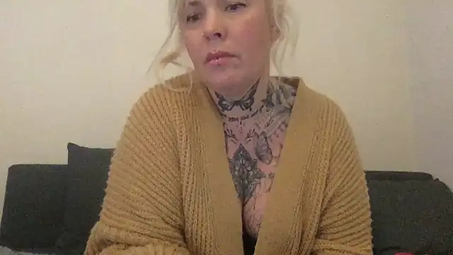 blondy40 online show from 02.22.25