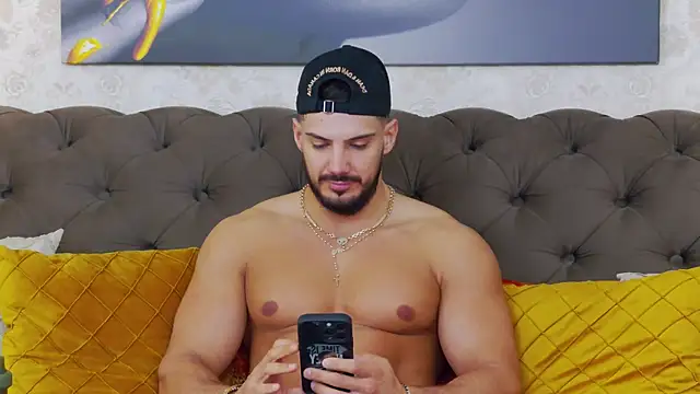 Snapshot of DustinKeent chatting on 02.03.25 DustinKeent online show from 02.03.25