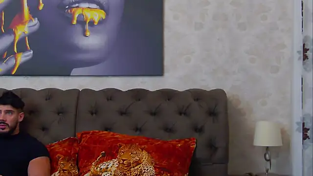 Snapshot of DustinKeent chatting on 10.01.25 DustinKeent online show from 10.01.25