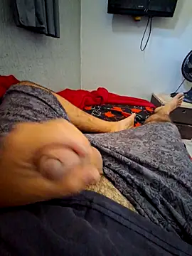 mfreitas005 online show from 02.25.26