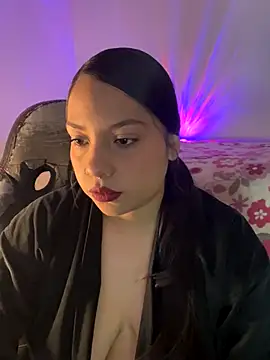 emiily15   online show from 10.26.25