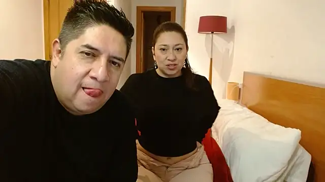 Snapshot of THIAGOEVA chatting on 03.22.25 THIAGOEVA online show from 03.22.25