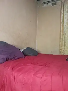 Goodgirlsue 77 online show from 09.23.25