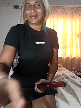 Goodgirlsue 77 online show from 04.04.26