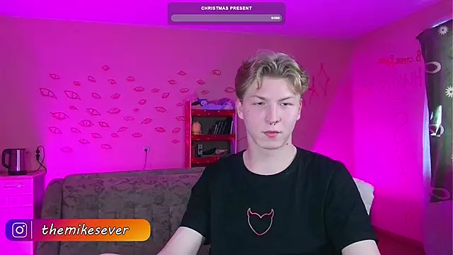 Snapshot of TheMikeSever chatting on 12.14.24 TheMikeSever online show from 12.14.24