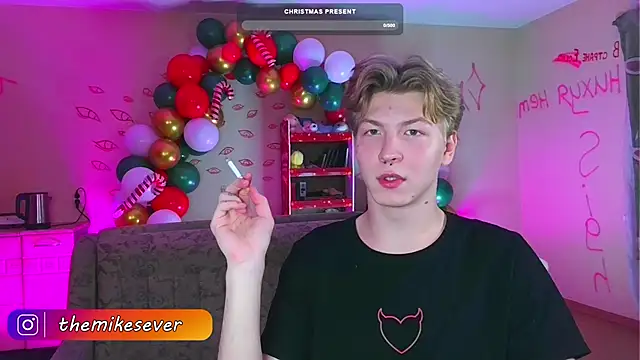 Snapshot of TheMikeSever chatting on 12.20.24 TheMikeSever online show from 12.20.24