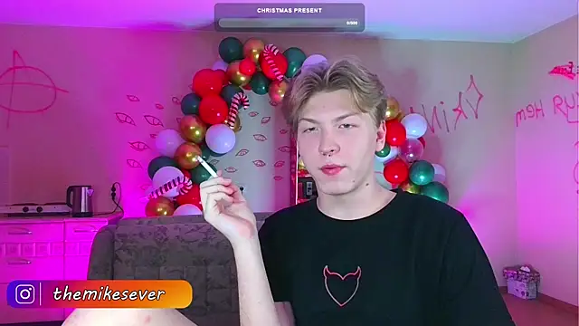 Snapshot of TheMikeSever chatting on 12.21.24 TheMikeSever online show from 12.21.24