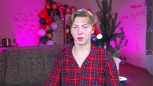 Snapshot of TheMikeSever chatting on 12.31.24 TheMikeSever online show from 12.31.24