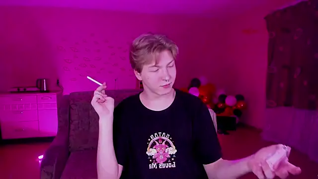 Snapshot of TheMikeSever chatting on 01.17.25 TheMikeSever online show from 01.17.25