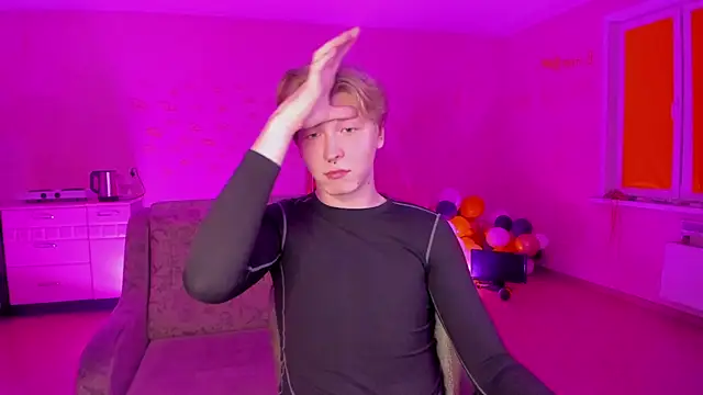 Snapshot of TheMikeSever chatting on 02.09.25 TheMikeSever online show from 02.09.25