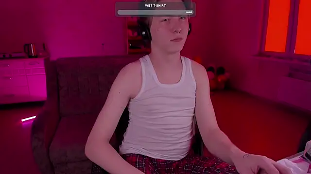 Snapshot of TheMikeSever chatting on 02.16.25 TheMikeSever online show from 02.16.25