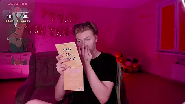 Snapshot of TheMikeSever chatting on 02.22.25 TheMikeSever online show from 02.22.25