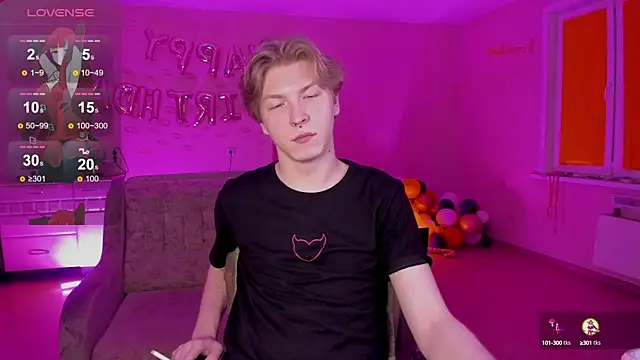 Snapshot of TheMikeSever chatting on 02.24.25 TheMikeSever online show from 02.24.25