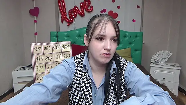 IsabelBlackberry online show from 02.27.26