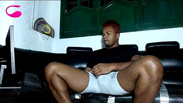 Deleon1995 online show from 02.24.25